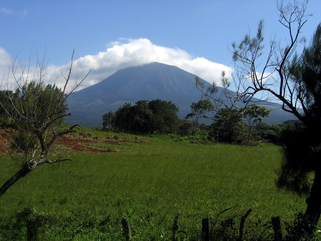 Rincón de la Vieja: Costa Rica's Volcanic Gem | LAC Geo